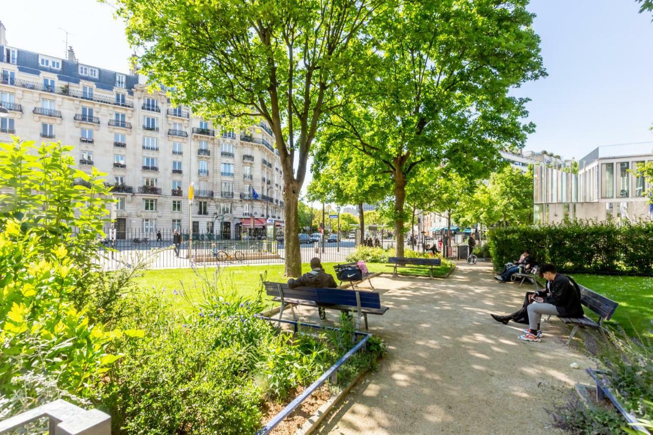Cozy Studio With Amazing View Paris Exterior photo